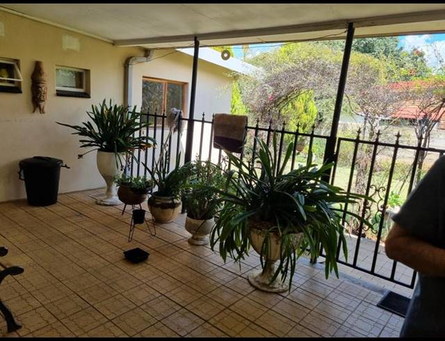 4 BEDROOM HOUSE FOR SALE IN BOTHAVILLE